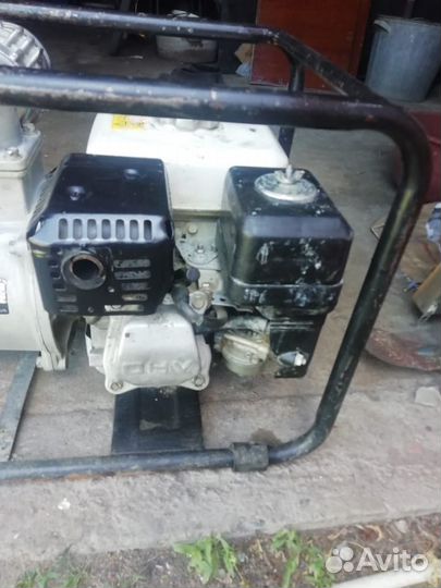 Водяной насос помпа