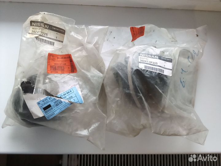 Комплект пыльника шруса Nissan 392412F225