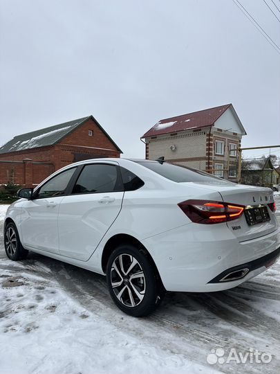 LADA Vesta 1.8 CVT, 2024, 180 км