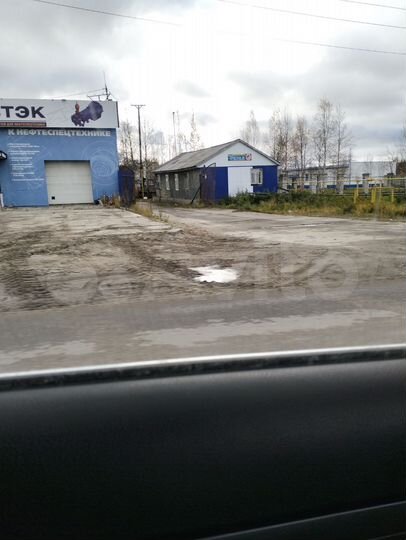 Машиноместо, > 30 м²