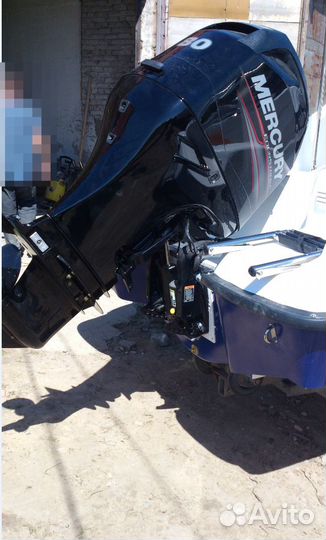 Каютный катер SF 520