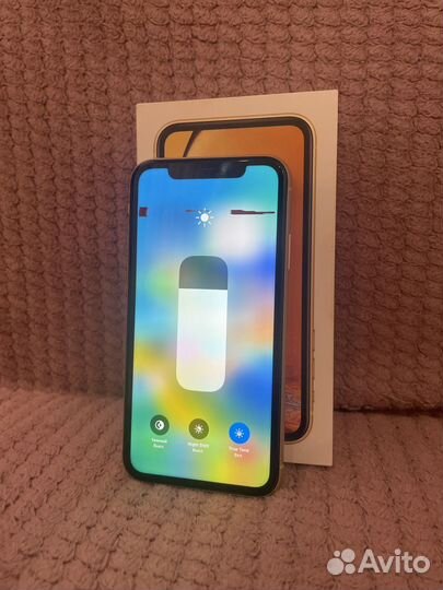 iPhone Xr, 64 ГБ