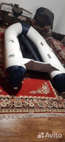 Надувная лодка. Аква джет ме 300