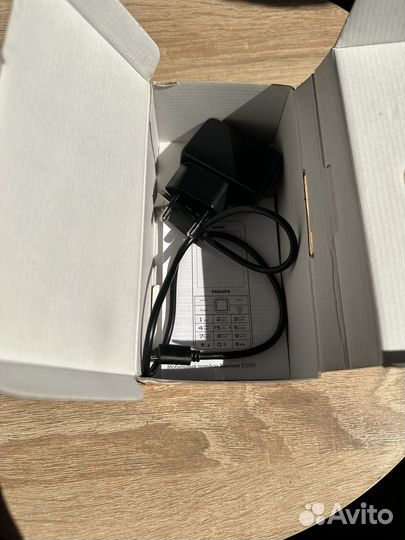 Philips Xenium E590