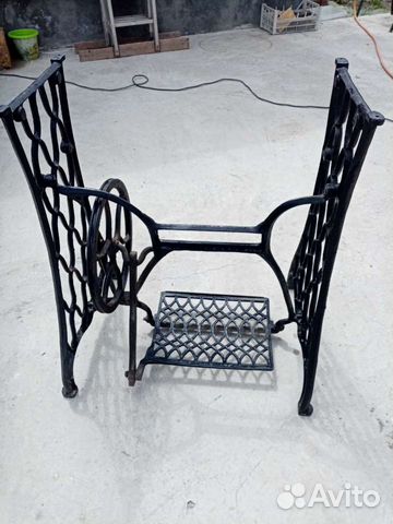 Станина от швейной машинки