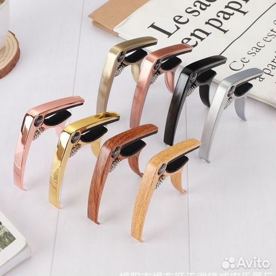 Каподастр из металла для гитары