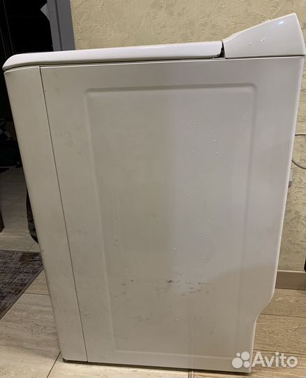 Стиральная машина с вертикальной загрузкой