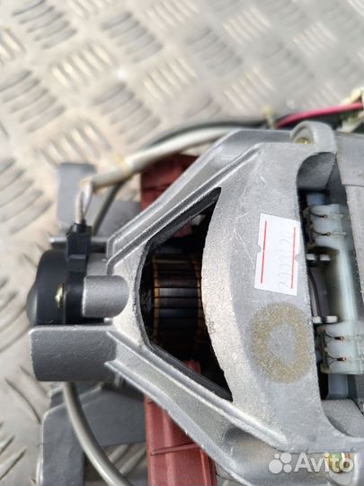 Двигататель стиральной машины