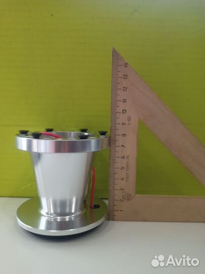 Алюминиевый стакан под спортивный руль