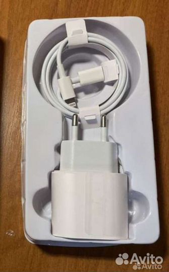 Зарядка Apple USB-C 20w+кабель Type-C lighting
