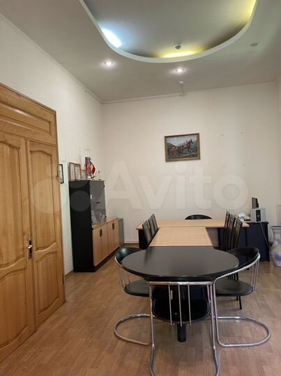 Офис, 82 м²