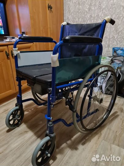 Инвалидная коляска с туалетом