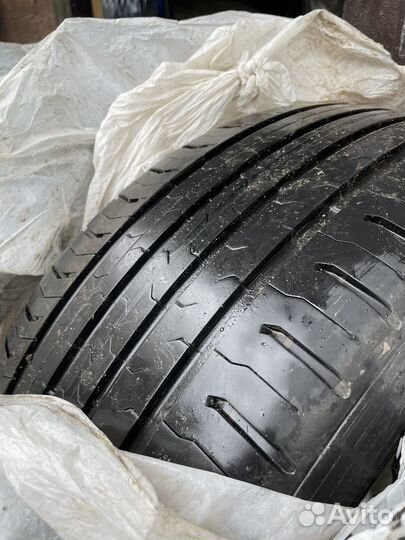 Nitto NT830+ 225/50 R17