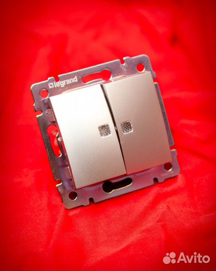 Выключатель Valena Белый 2-клавишный