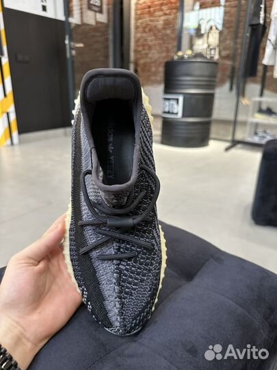 Унисекс Adidas Originals Yeezy Boost 350 'Carbon'