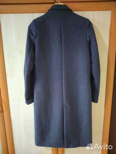 Пальто женское серое Stradivarius