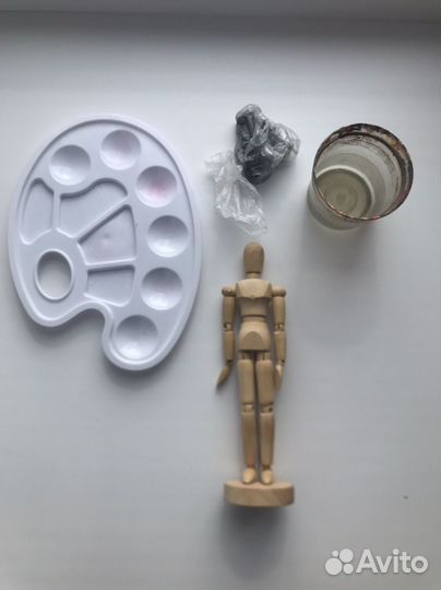 Художественные материалы