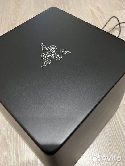 Сабвуфер Razer Leviathan