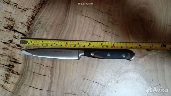 Набор кухонных ножей с подставкой