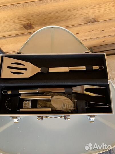 Набор для пикника в чемодане