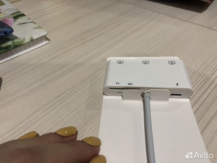 Адаптер переходник iNeez Lightning to 3 USB+CardRe