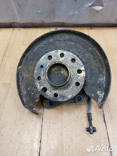 Ступица задняя левая Opel Astra H универсал Z13DTH