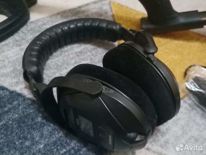 Металлоискатель xp deus light