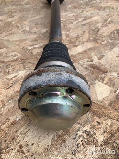 Привод задний левый Audi А6 C6 2.8 CCE 2008-2010