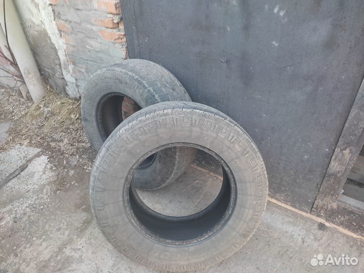 Toyo Open Country A/T 265/65 R17