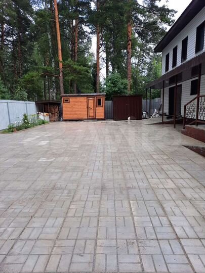 Коттедж 500 м² на участке 12 сот.