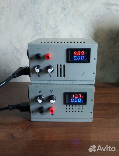 Регулируемый блок питания