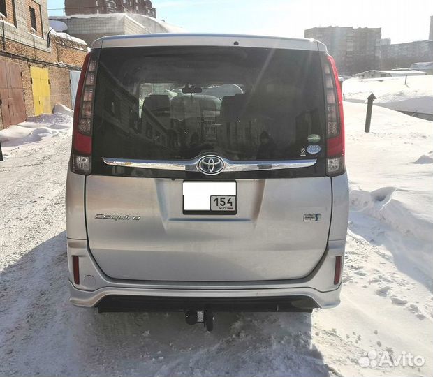 Фаркоп на Тойота Вокси,Ноах,Эскуайер с 2014