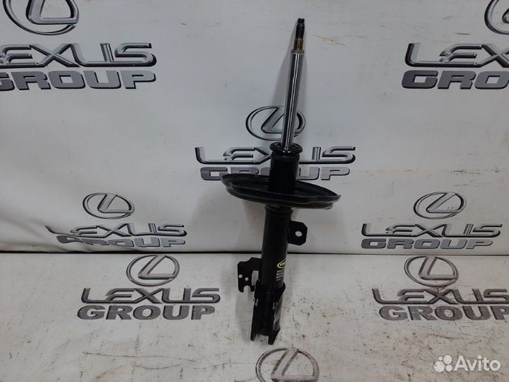 Амортизатор передний левый Lexus Rx450H GYL15