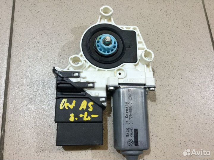 Моторчик стеклоподъемника Skoda Octavia A5 1Z