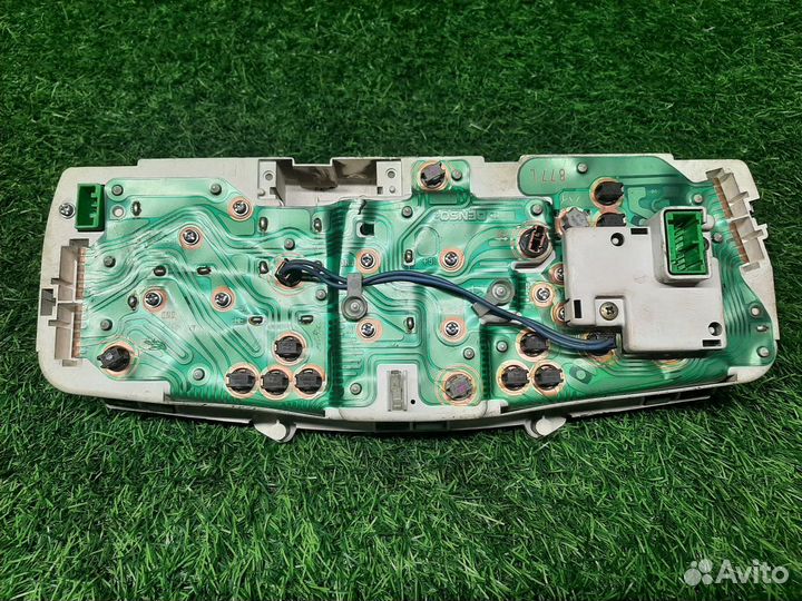 В наличии: Панель приборов Civic Ferio 1