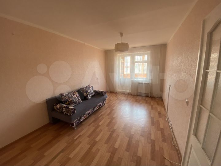 1-к. квартира, 41 м², 8/10 эт.