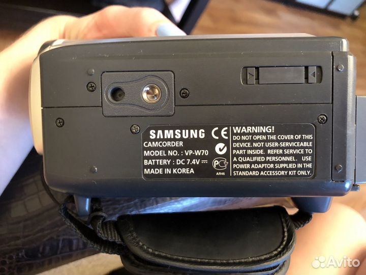 Видеокамера samsung VP-W70