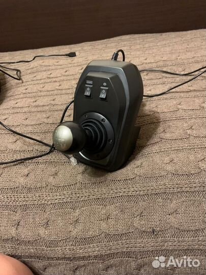 Игровой руль 900 градусов 3 педали