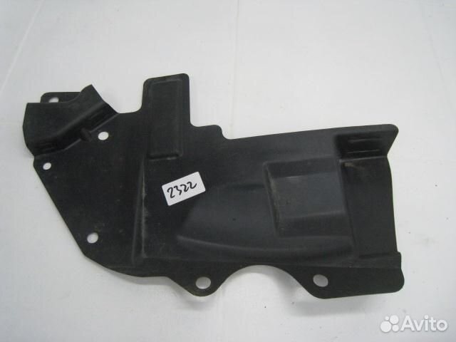 Пыльник двигателя боковой левый Nissan Qashqai J10