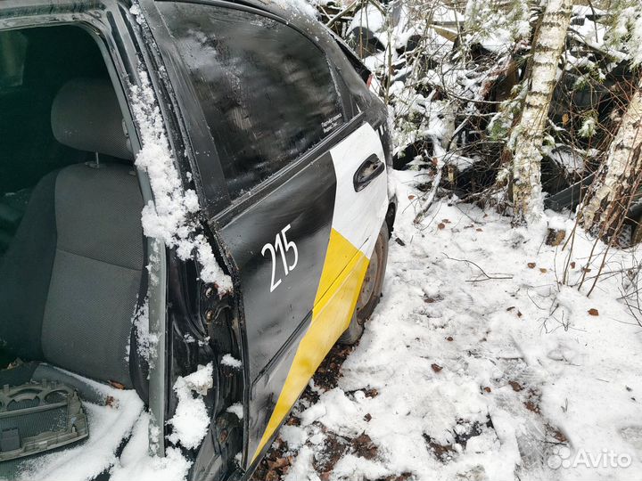 Задняя левая дверь Chevrolet Lacetti