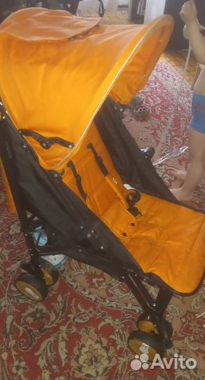Продам коляску трость