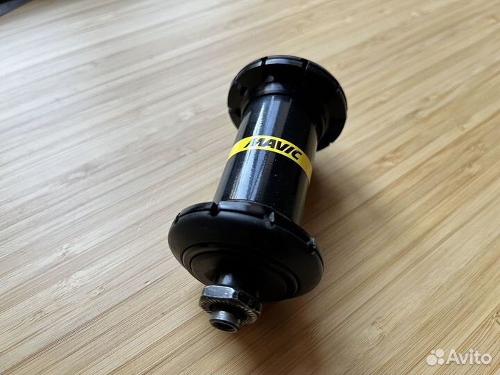Передняя втулка Mavic Aksium