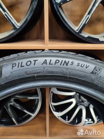 Michelin Alpin 5 275/40 R22 108V