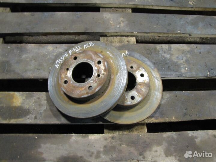 Тормозные диски передние Nissan Primera P10