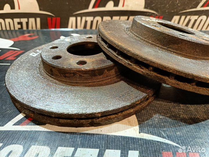 Тормозные диски переднее Chevrolet Aveo T250 седан