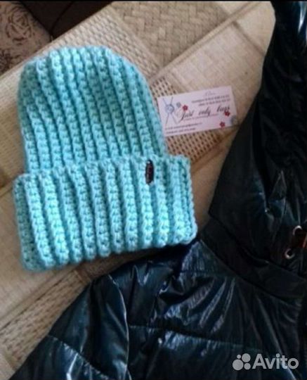 Женская шапка