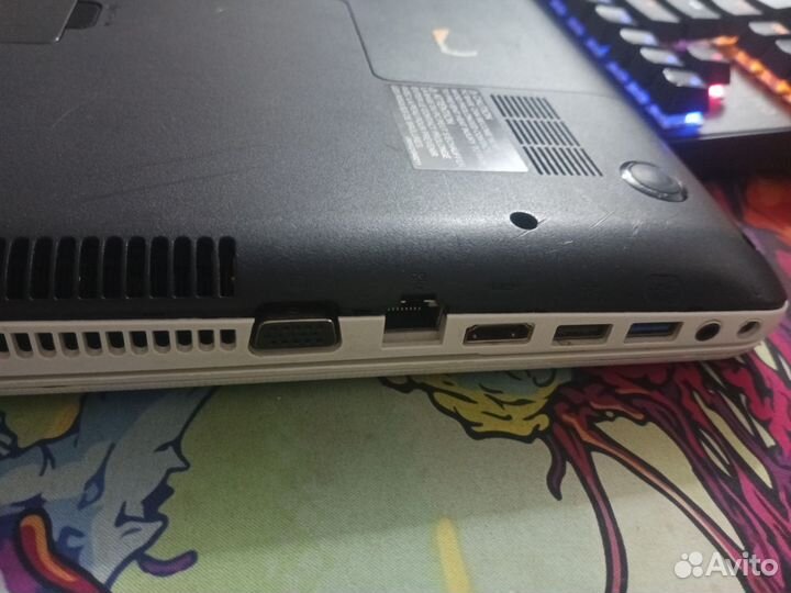 Ноутбук toshiba satellite C850 на запчасти