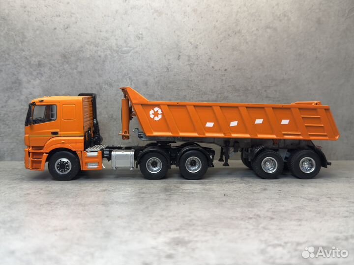 Модель грузовика камаз 65206 сцепка 1:43 пао