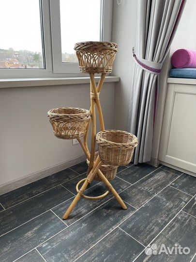 Подставка для цветов ротанг плетеная