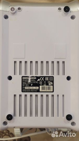 Мясорубка Redmond RMG-1217